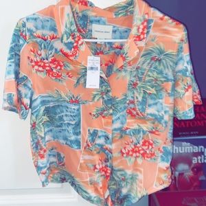 American Eagle cropped Hawaiian shirt
